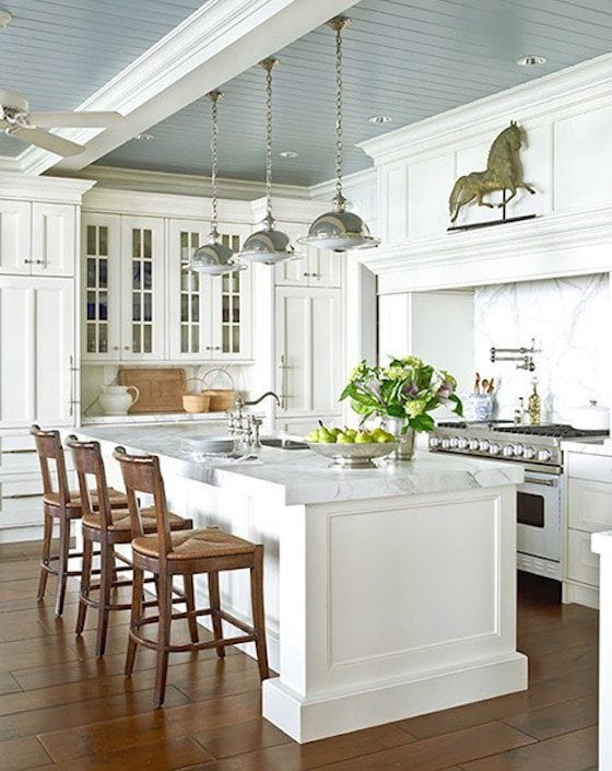 Kitchen with blue painted ceiling