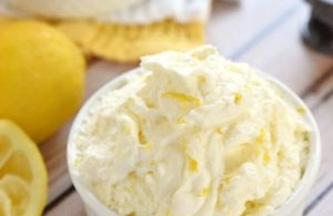 Lemon-Whipped-Cream-with-Berries-Light-Dessert-Recipe-